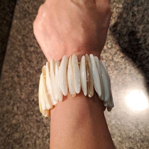 Stretch Shell bracelet